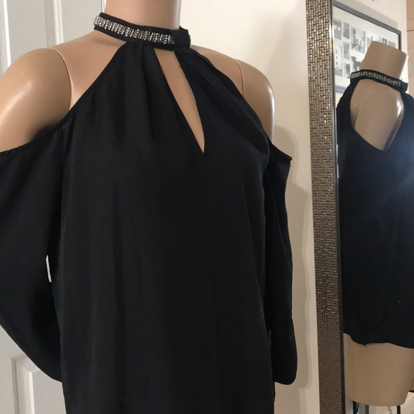 Bold Elements Cold Shoulder Bead Embellished Top - Picture 3 of 7